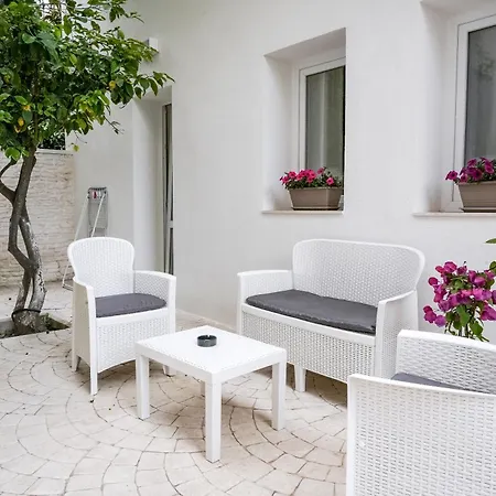 La Peonia Bed & Breakfast