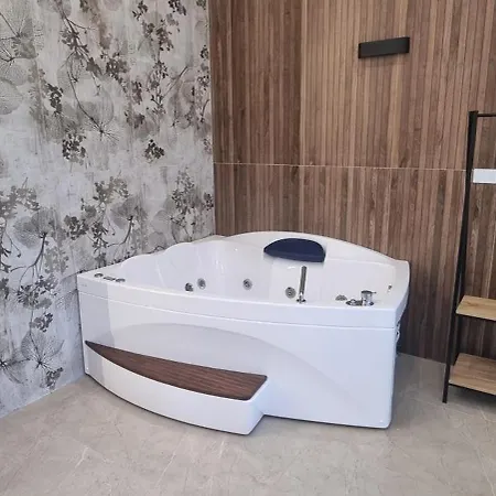 La Peonia 4*