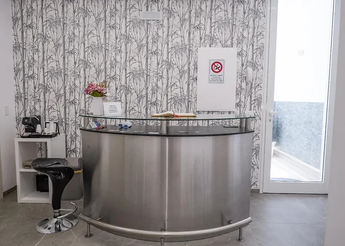 לינה וארוחת בוקר La Peonia