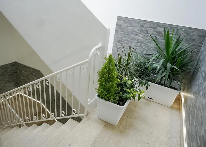 לינה וארוחת בוקר La Peonia 4*