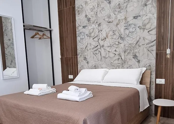 לינה וארוחת בוקר La Peonia רגוזה