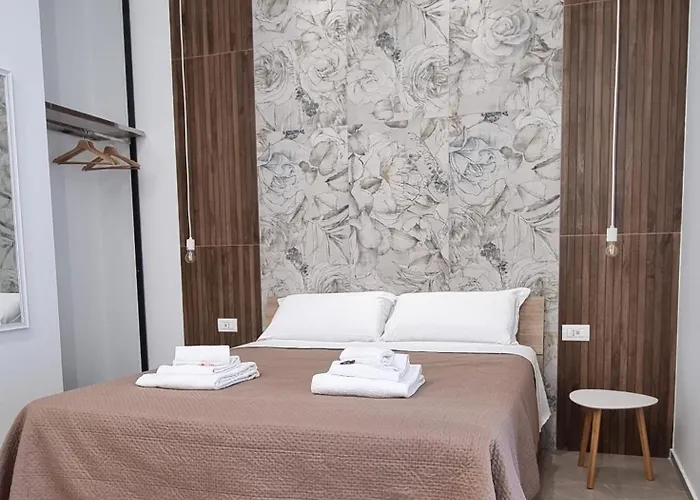 לינה וארוחת בוקר La Peonia